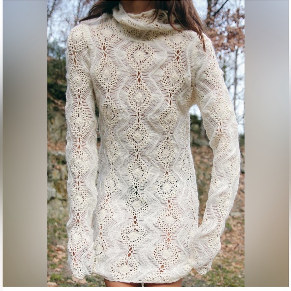 Zara crochet long sleeves short winter dress